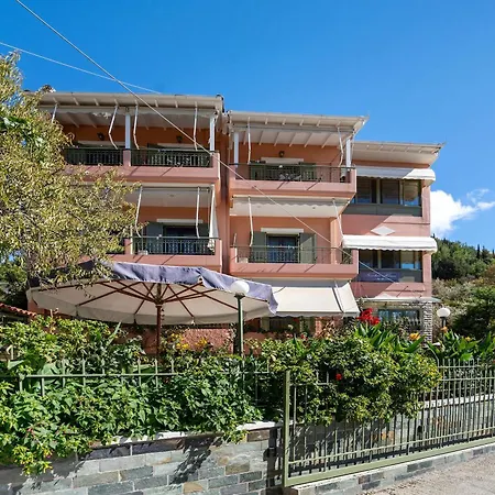 Nontas 25 Kalamitsi (Lefkada)